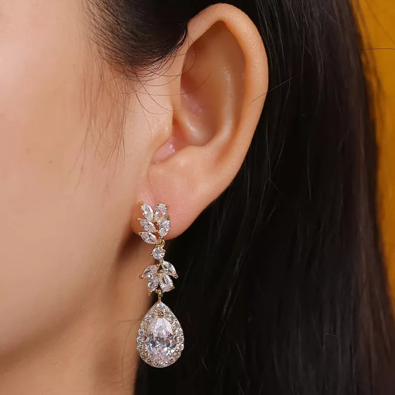 Luxury Cubic Zirconia Dangle Drop Bridal Earrings