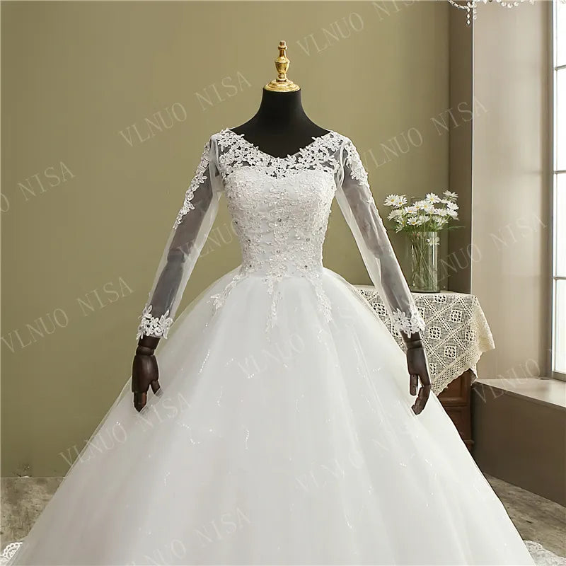 Fashion Elegant Lace Embroidery Long Sleeve Wedding Dress